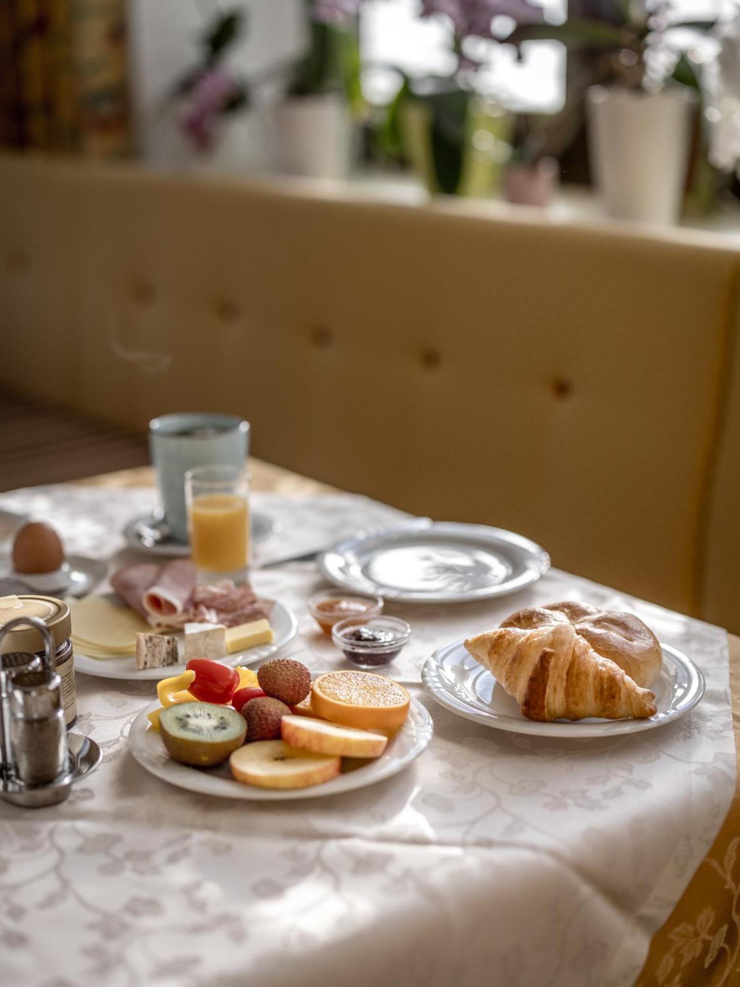 Hotel Garni Europa Санкт-Антон-ам-Арльберг Экстерьер фото