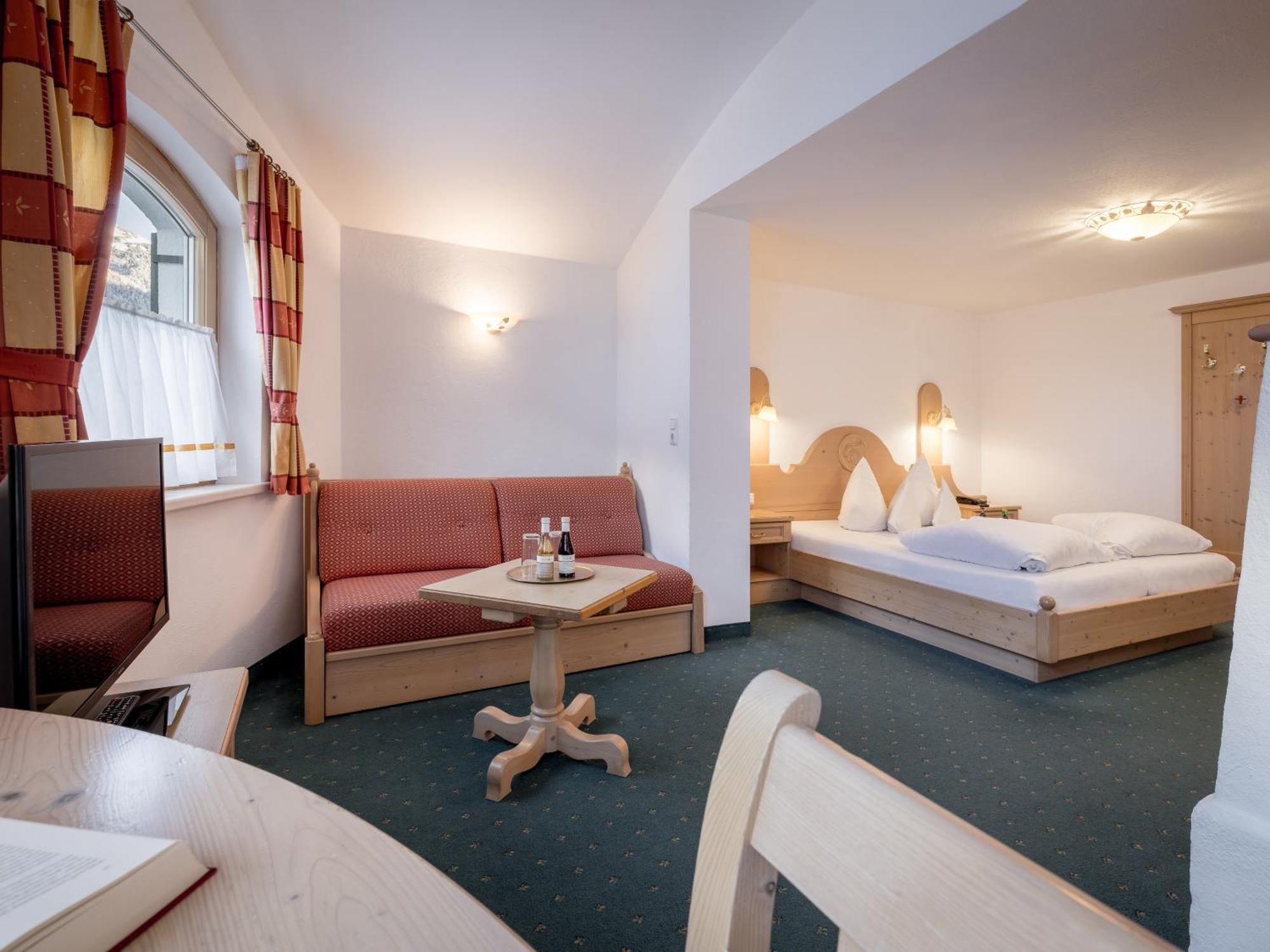 Hotel Garni Europa Санкт-Антон-ам-Арльберг Экстерьер фото