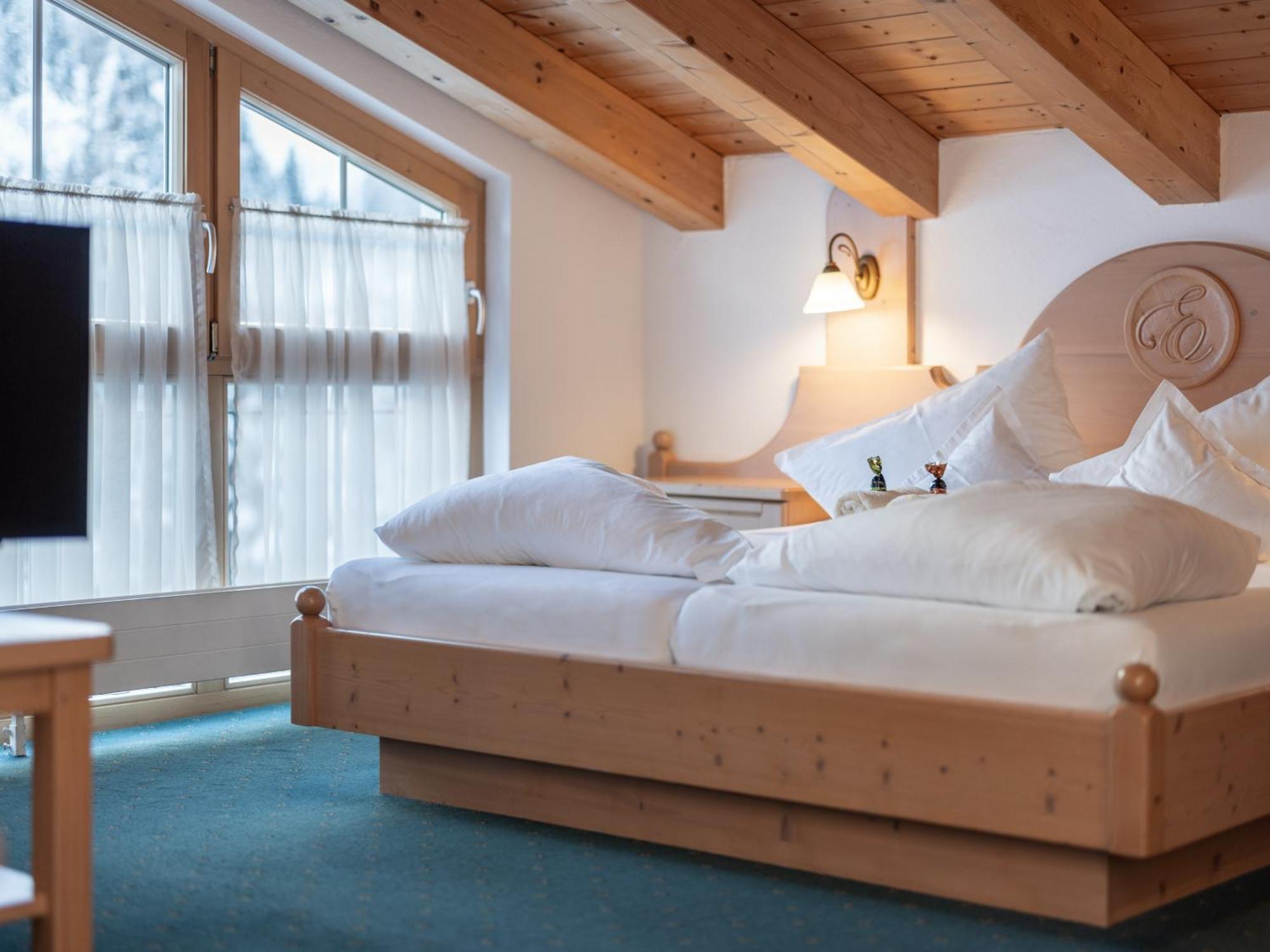 Hotel Garni Europa Санкт-Антон-ам-Арльберг Экстерьер фото